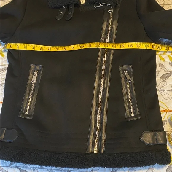 Black winter jacket by Only. NWT, biker style, pockets - Picture 3 of 11